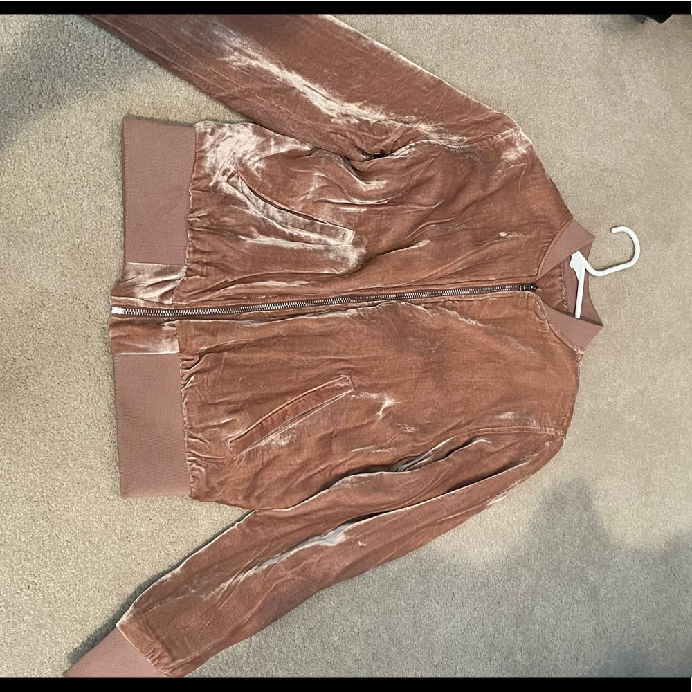 Pink bomber
